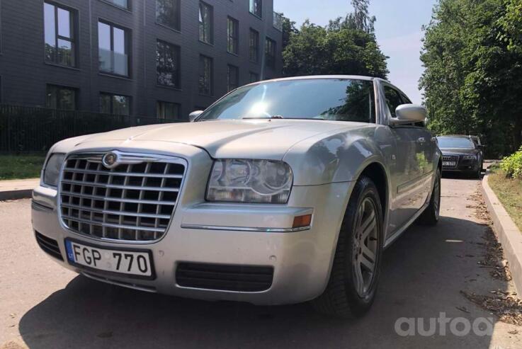 Chrysler 300C 1 generation Sedan 4-doors