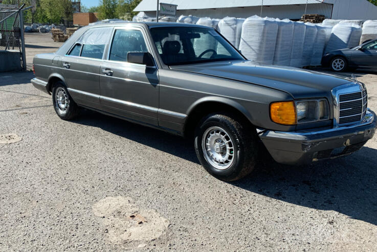 Mercedes-Benz S-Class W126 / C126 Sedan
