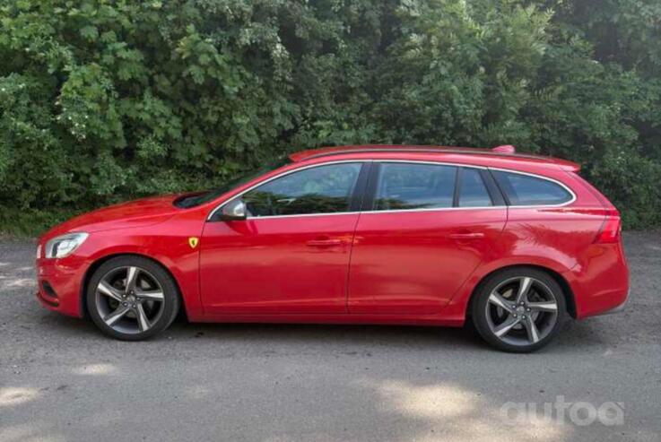 Volvo V60 1 generation wagon