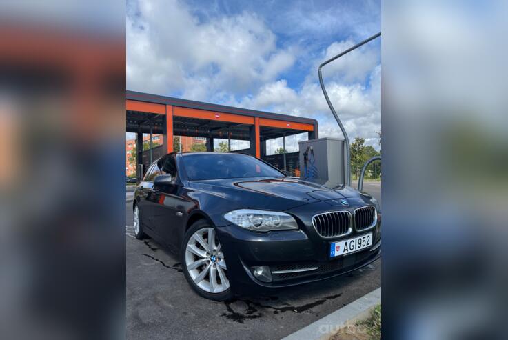 BMW 528 2015