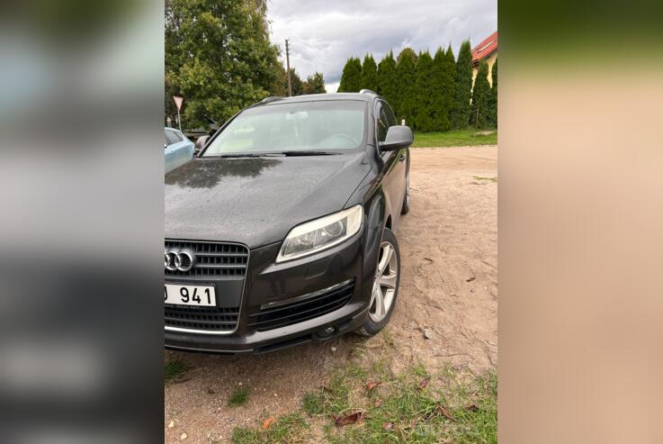 Audi Q7 4L Crossover