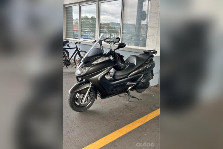 Yamaha MAJESTY