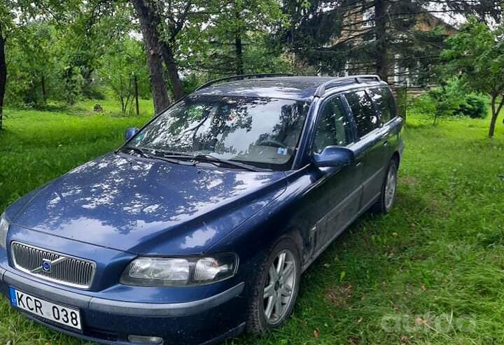 Volvo V70 2 generation R wagon 5-doors