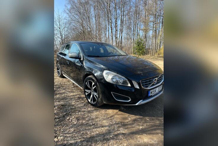 Volvo V60 1 generation wagon