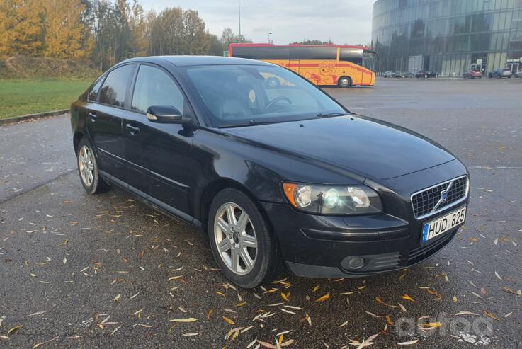 Volvo S40 2 generation Sedan