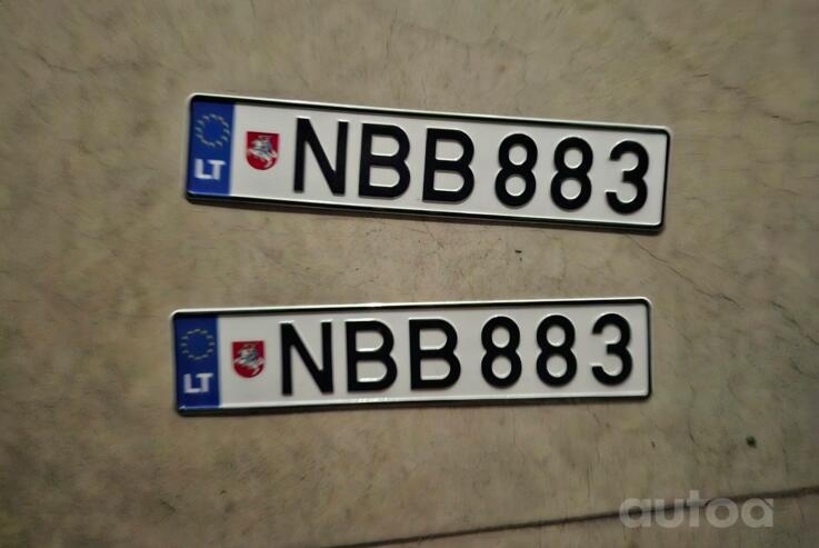 NBB883
