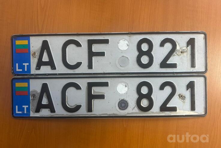 ACF821