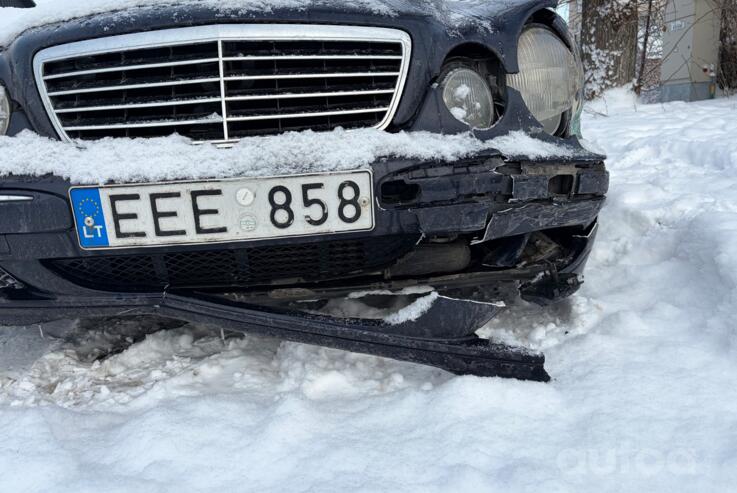 EEE858