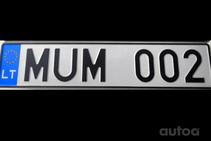 MUM002