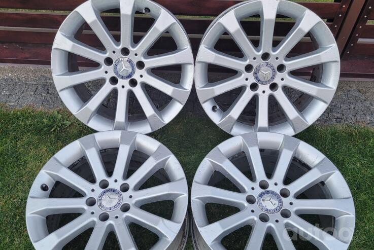 Mercedes-Benz, stop lekki