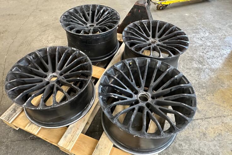 BMW Breyton LS, stop lekki