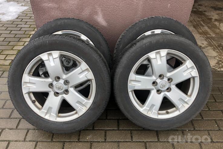 Toyota RAV4, stop lekki