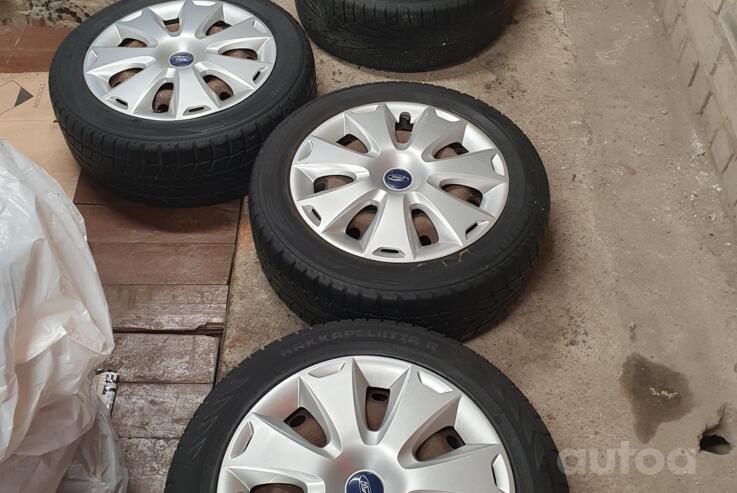 Ford, stal tłoczona