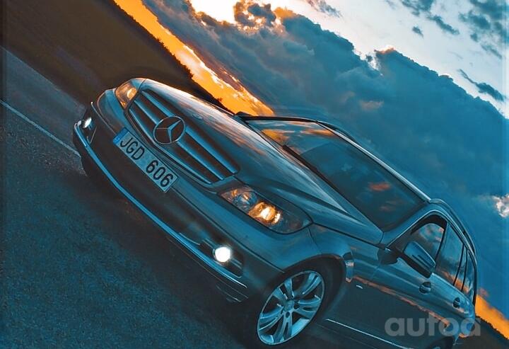 Mercedes, stop lekki