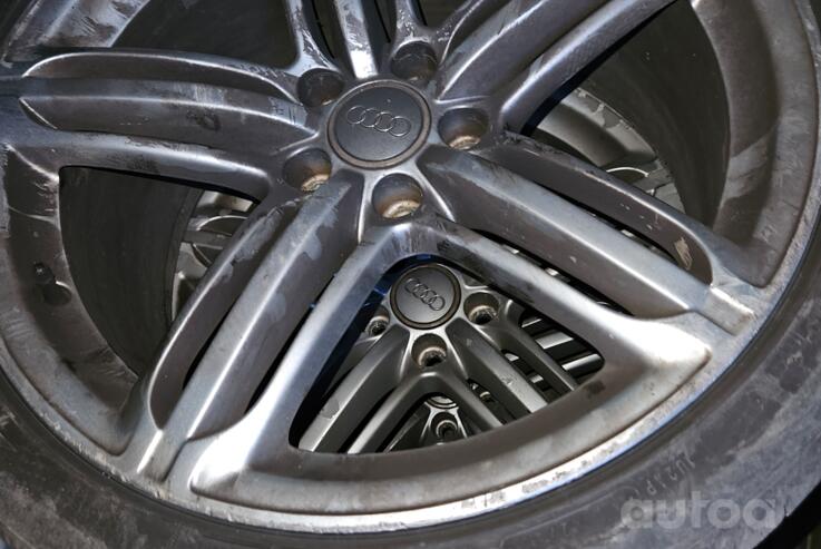 AUDI ITALY ST5, stop lekki