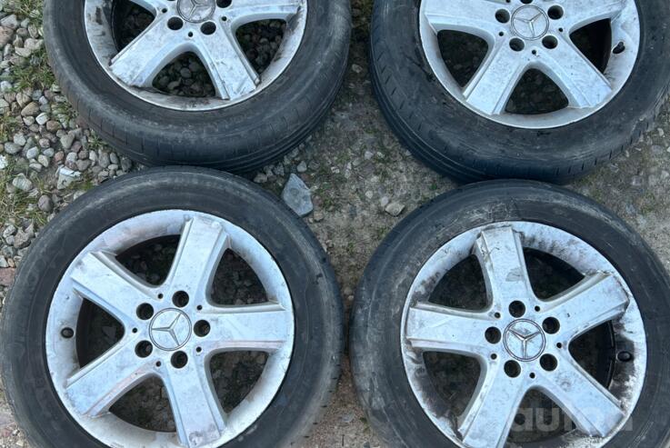 Mersedes, stop lekki