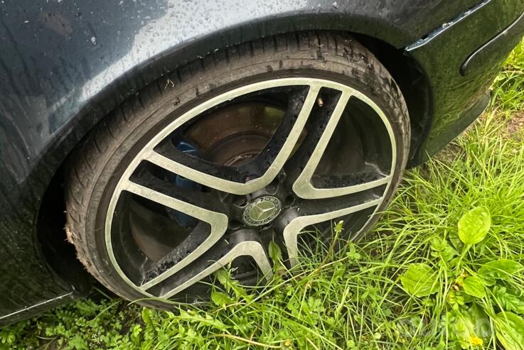 Mercedes, stop lekki