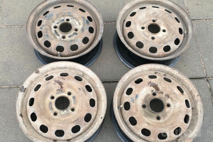 Ford, stal tłoczona