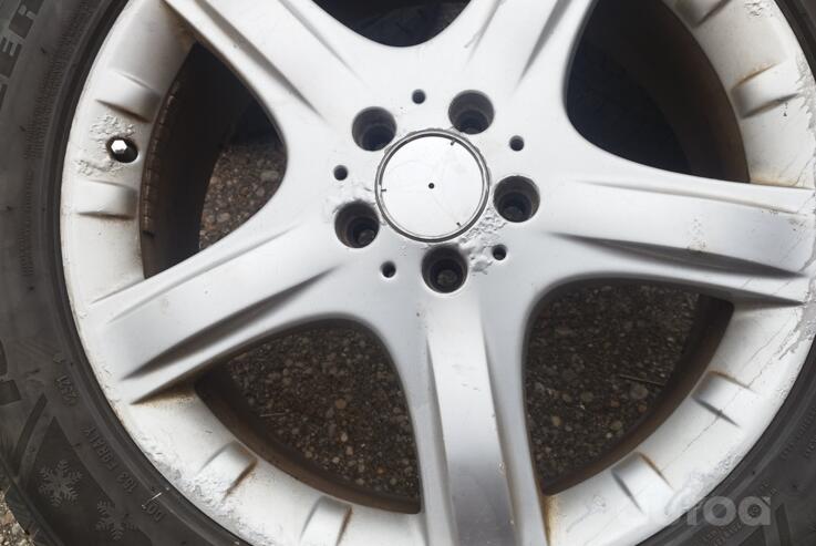 Mercedes, stop lekki