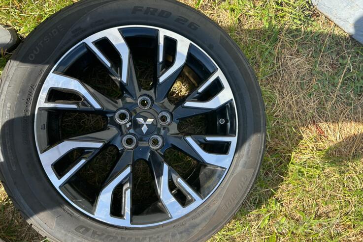 Mitsubishi, stop lekki