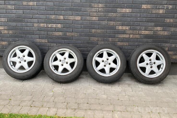 Toyota Yaris, stop lekki