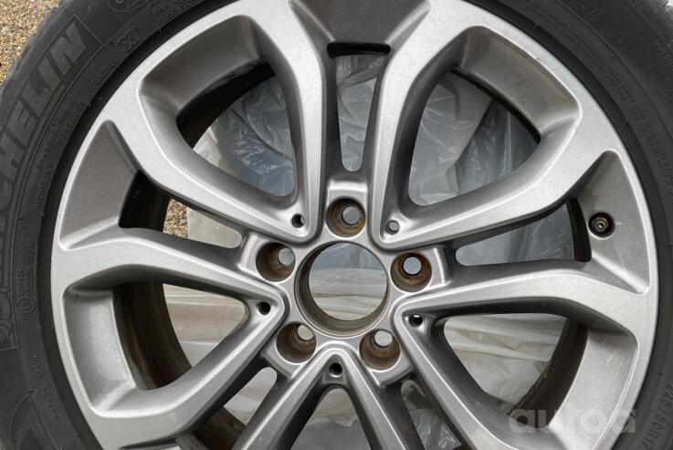 Mercedes, stop lekki