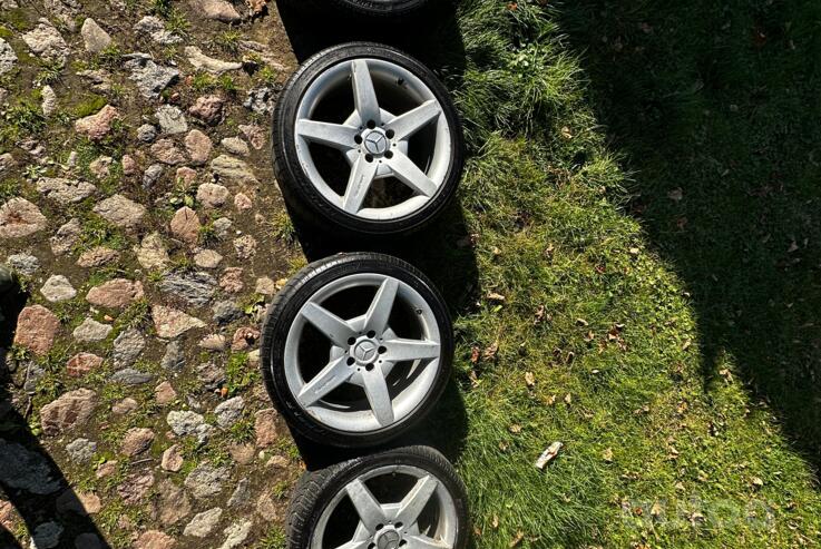 Mercedes, stop lekki