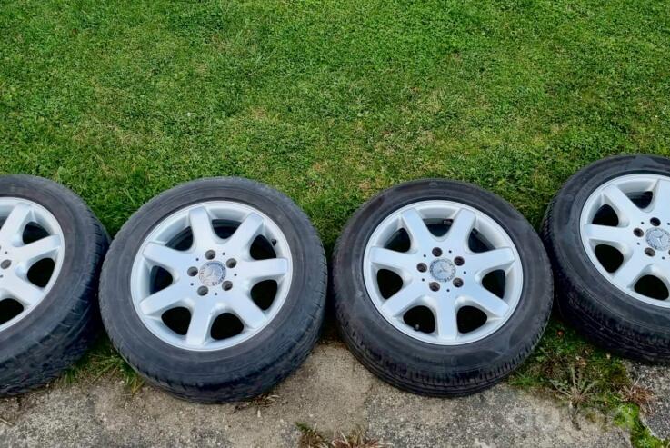 Mercedes Benz, stop lekki