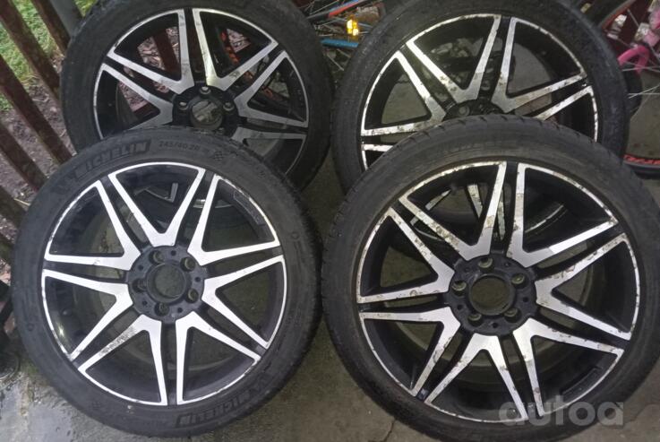 Mercedes-Benz, stop lekki