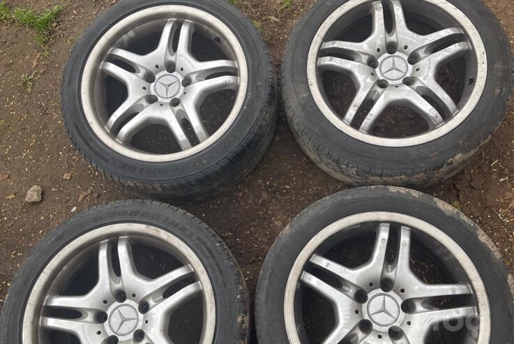 Mercedes-Benz, stop lekki