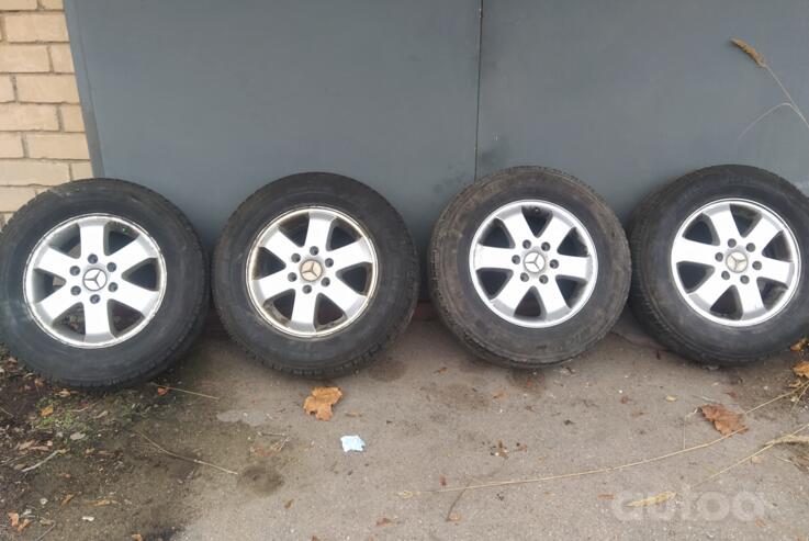 Mercedes benz, stop lekki