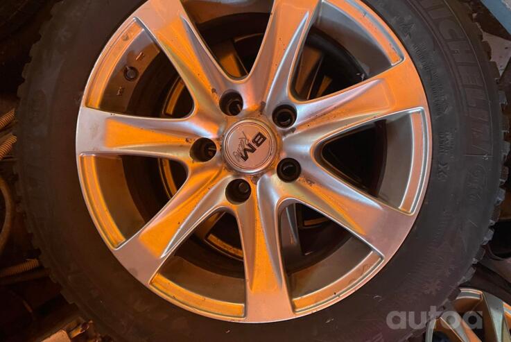 BM racing, stop lekki