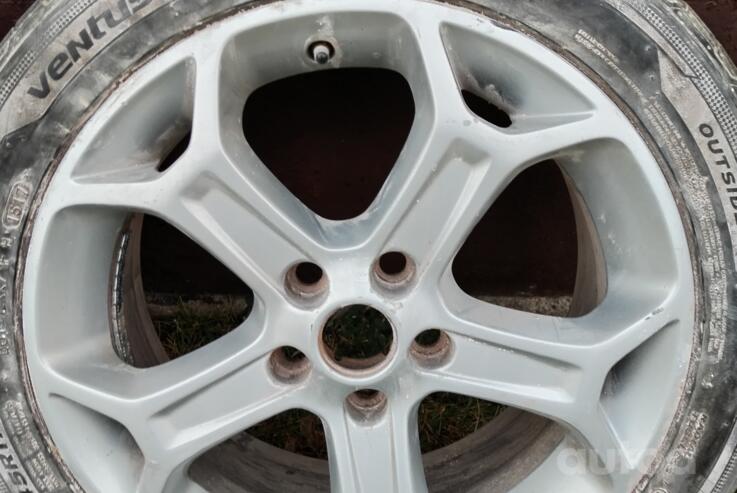 Ford, stop lekki