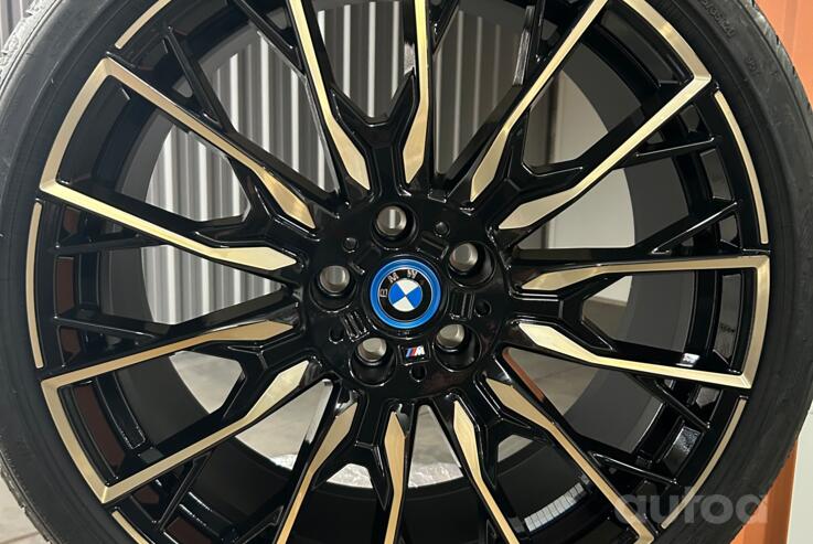 BMW, stop lekki