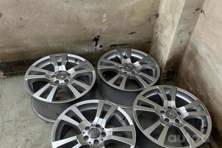 Mercedes, stop lekki