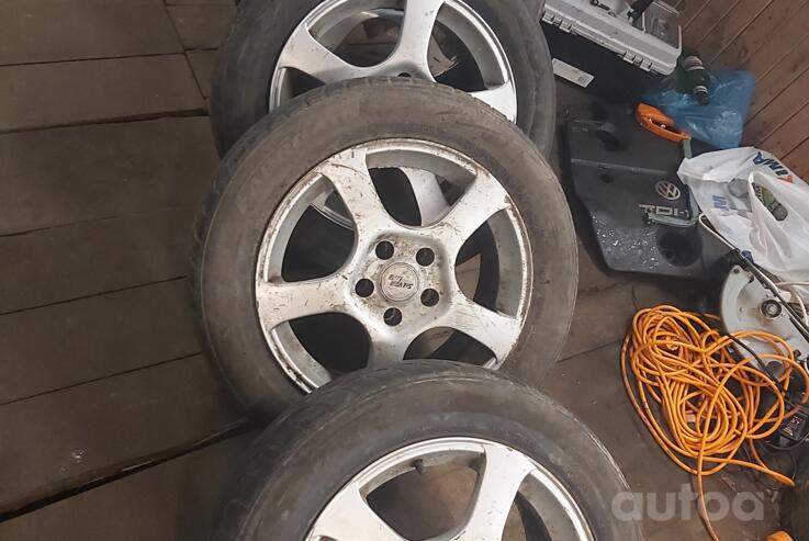 Audi, stal tłoczona