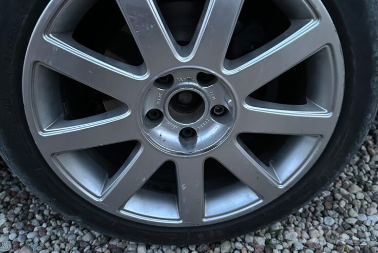 Audi, stop lekki