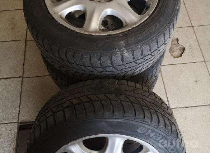 Mercedes, stop lekki