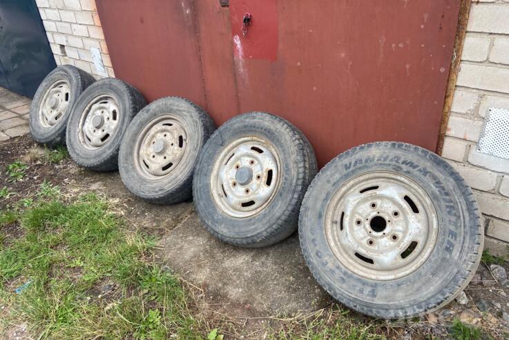 Ford, stal tłoczona