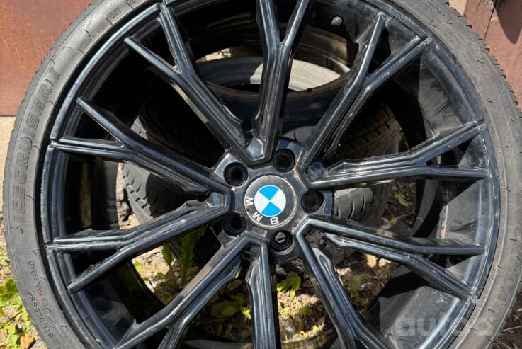 BMW, stop lekki