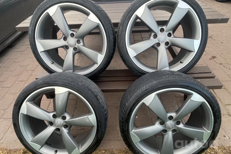 Audi, stop lekki