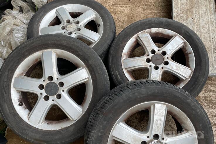 Mercedes, stop lekki