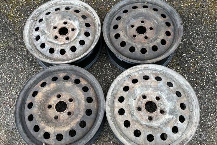 ınne, stal tłoczona