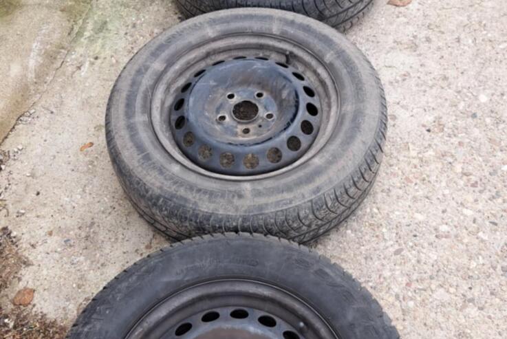 ınne, stal tłoczona