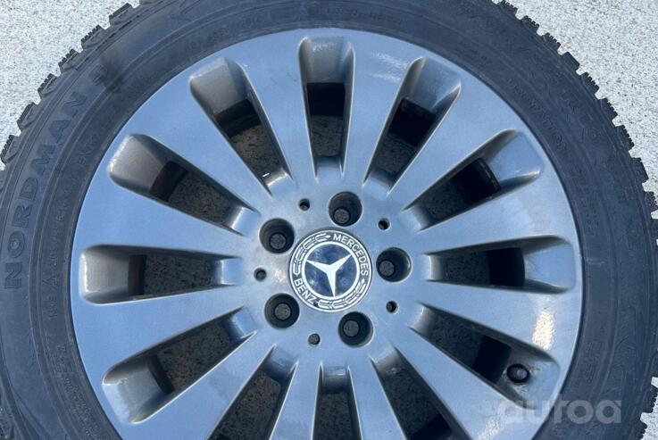 Mercedes, stop lekki