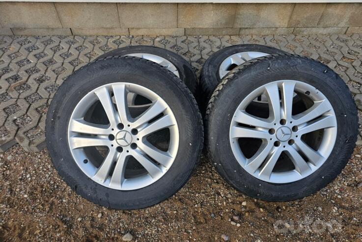 Mercedes-Benz, stop lekki