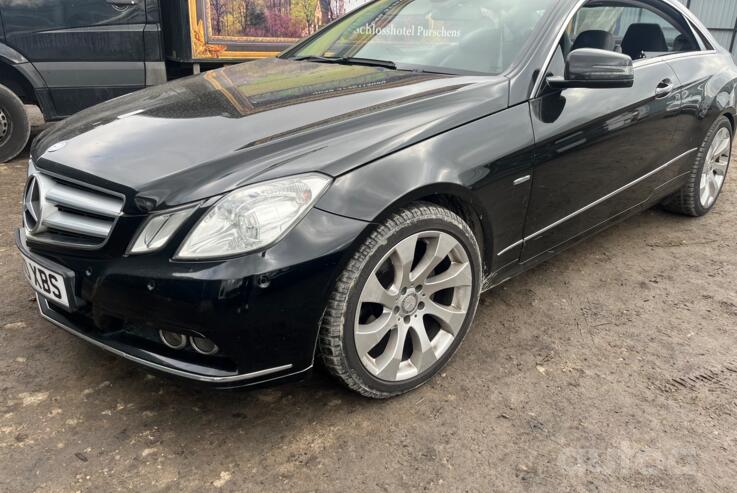 Mercedes, stop lekki
