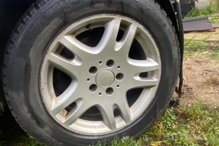 Mercedes, stop lekki