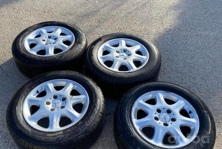 Mercedes, stop lekki