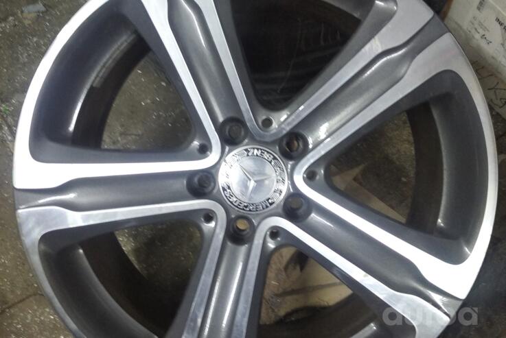 Mercedes, stop lekki